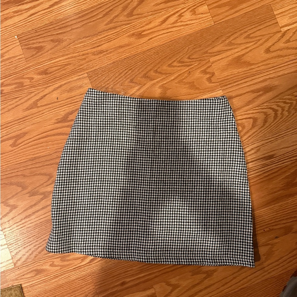 SHEIN Black and White Mini Pencil Skirt